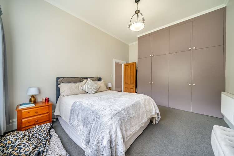 32 Riddlers Crescent Petone_8