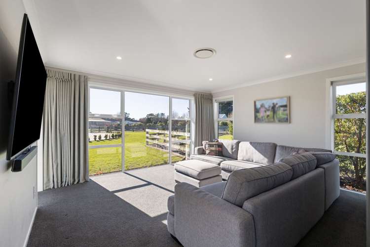 18 Ashgrove Lane Ashhurst_12