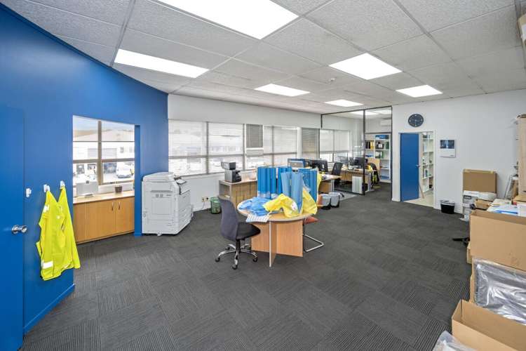 1 Colway Place Wairau Valley_10