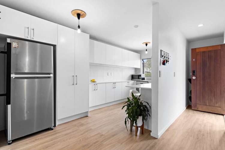 6/71 Fernhill Way Oteha_8