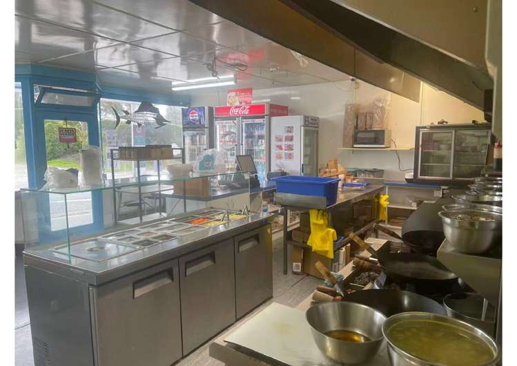 170 Main Road Waikouaiti_3