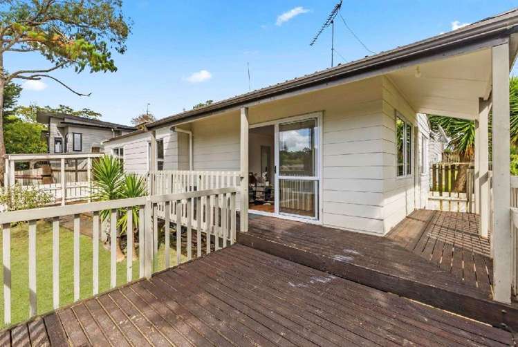 2/39 Bayview Road Bayview_12