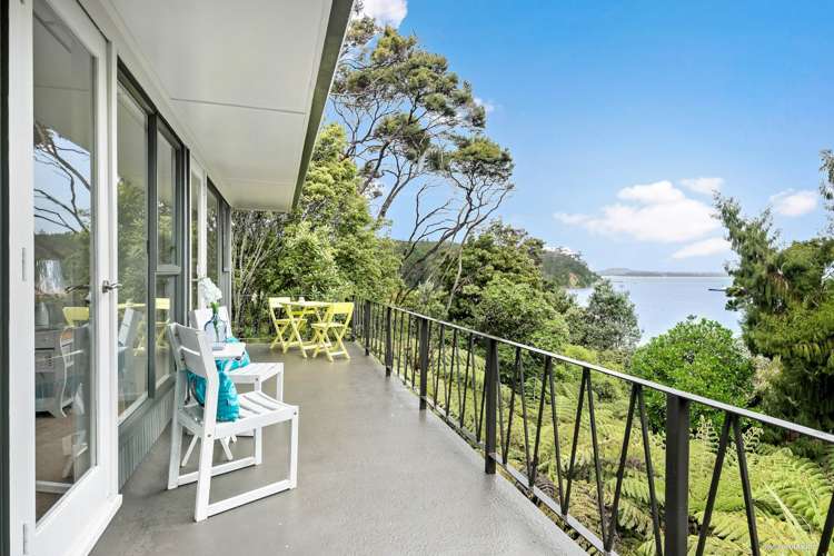 8 Valhalla Drive Beach Haven_0