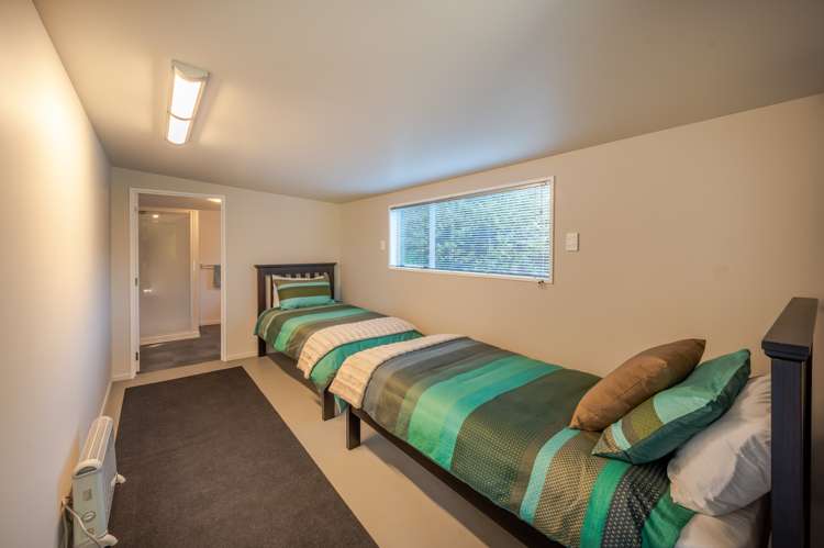 37 Penlington Place Akaroa_4