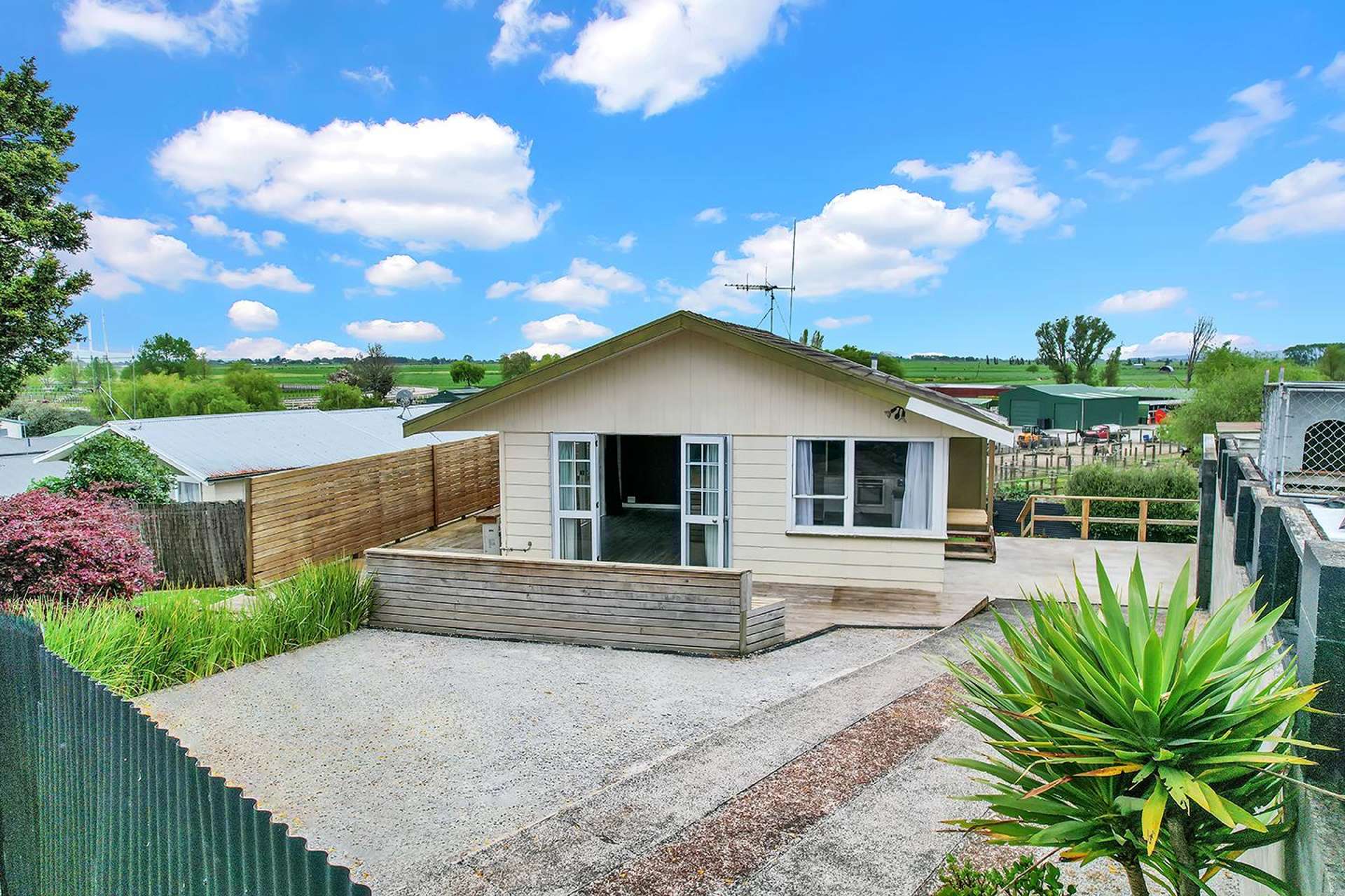 469 Kahikatea Drive Dinsdale_0