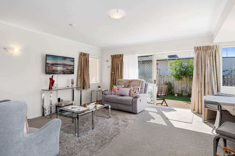 19b Pemberton Crescent Greerton_8