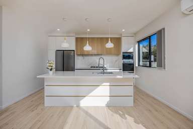 81 Thomas Road_2