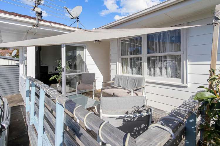 19 Wycherley Drive Bucklands Beach_24