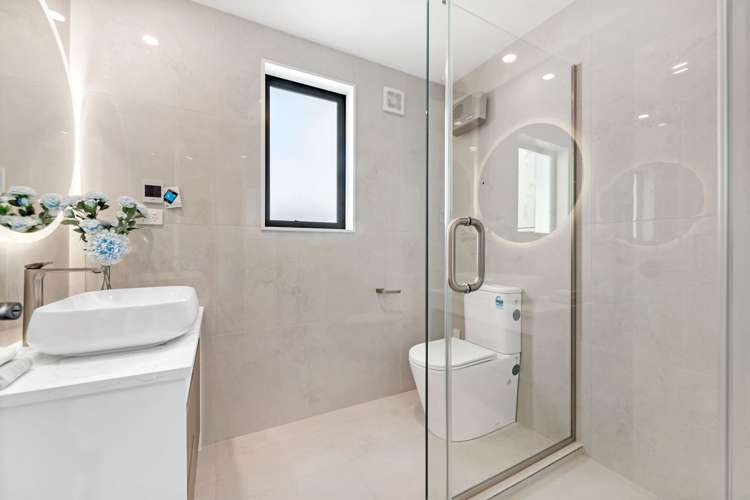 44 Adamson Road Flat Bush_21