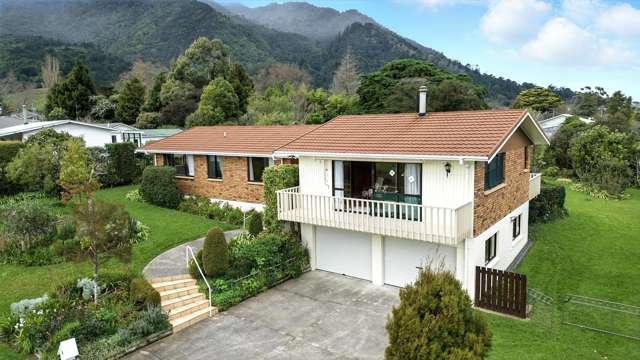 Spacious living with subdivision potential