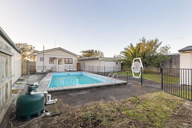 256 Tremaine Avenue Highbury_27