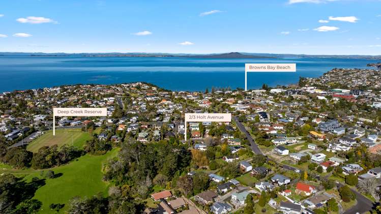 2/3 Holt Avenue Torbay_21