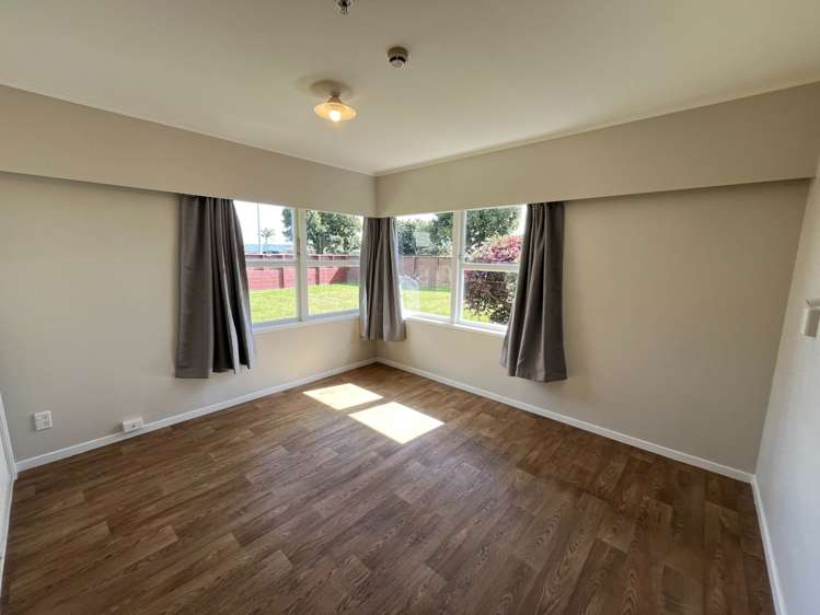 93 Manuroa Road Takanini_2