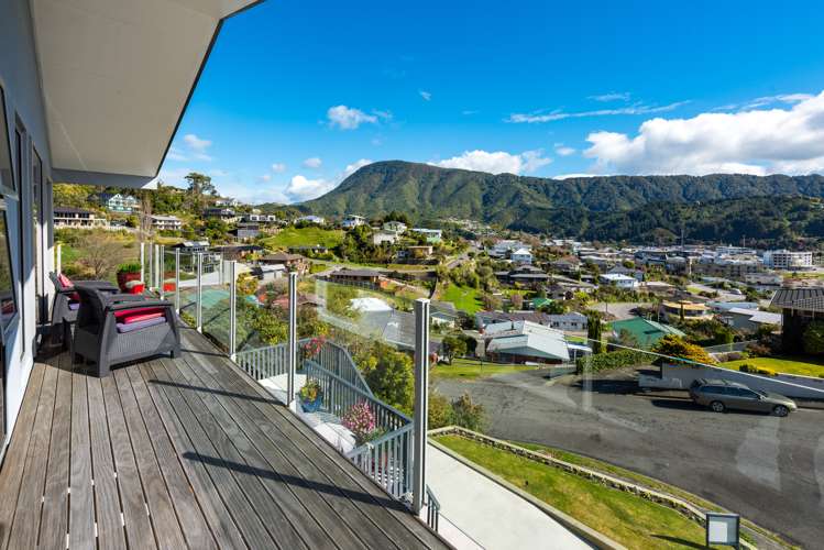 33 Seaview Crescent Picton_3