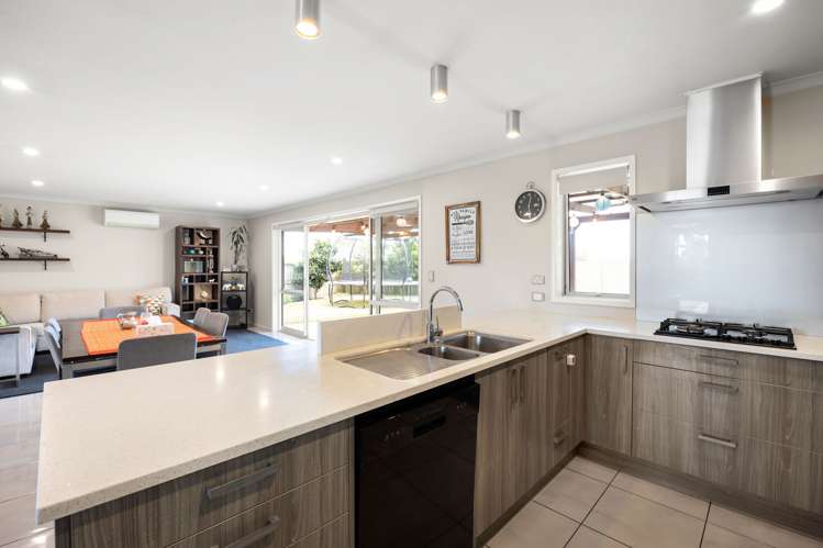 10 Shirley Place Huntington_9