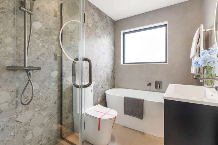 Lot 1-5/118 Chivalry Road Glenfield_45