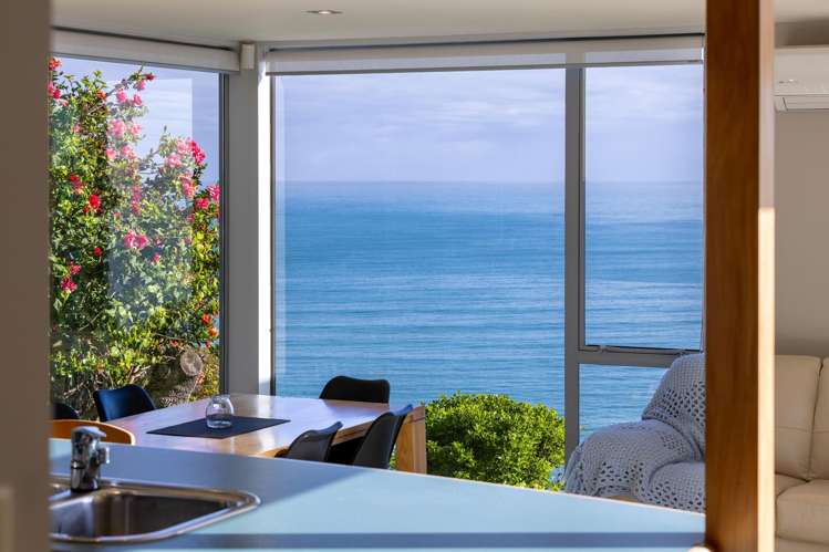 10 Earles Place Raglan_22