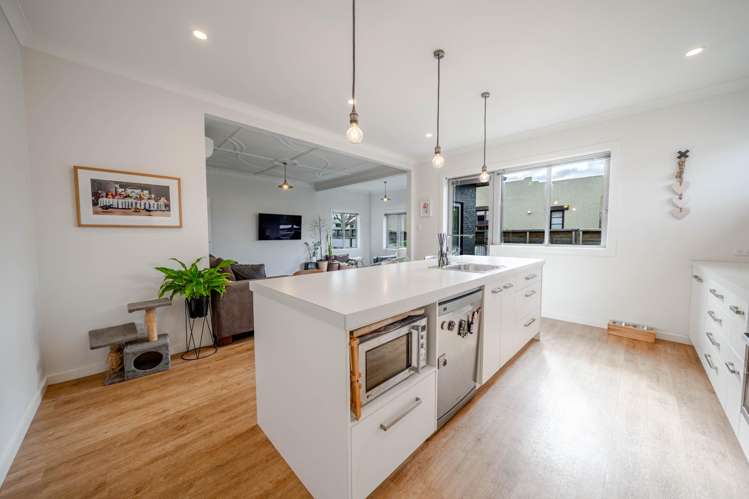 39 Clifton Street Windsor_5