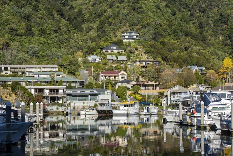 3b Milton Terrace Picton_23