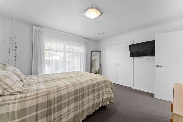 17 Windsor Street Richmond Heights_9