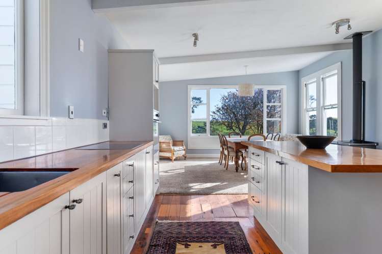 1322 Lake Ferry Road Martinborough_6