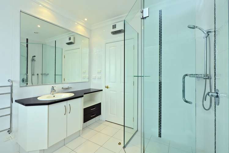 109 Kent Terrace Taradale_17