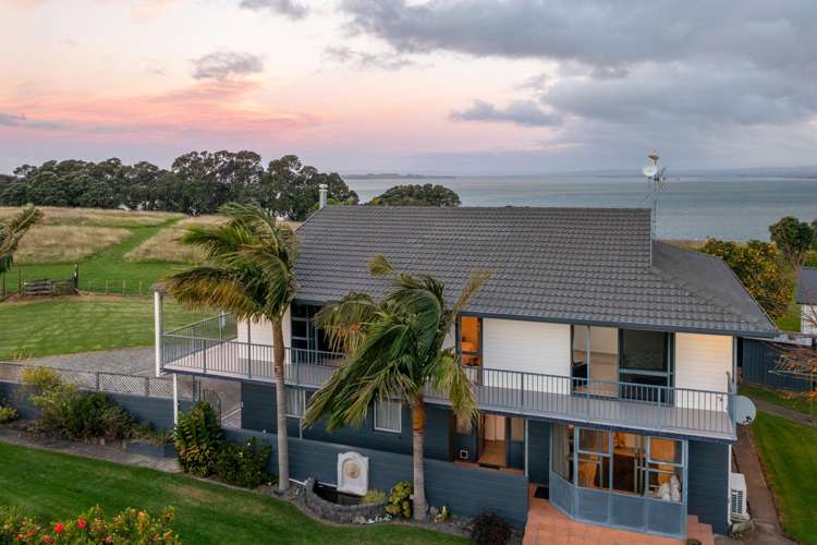3 Esplanade Rd Tahawai_24