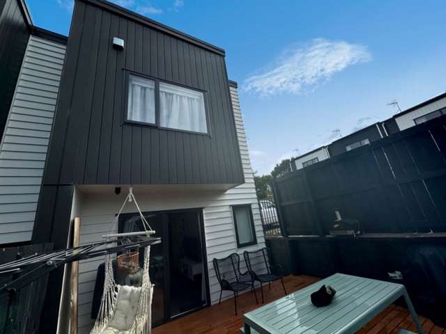 4/47 Awaroa Road Sunnyvale_3