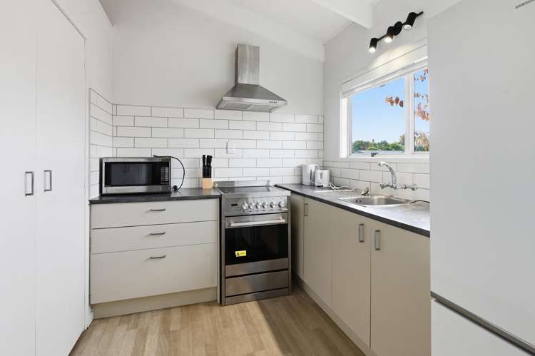9 and 9A Frank Street Koutu_14
