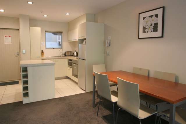 2/13 Plantation Road Wanaka_1