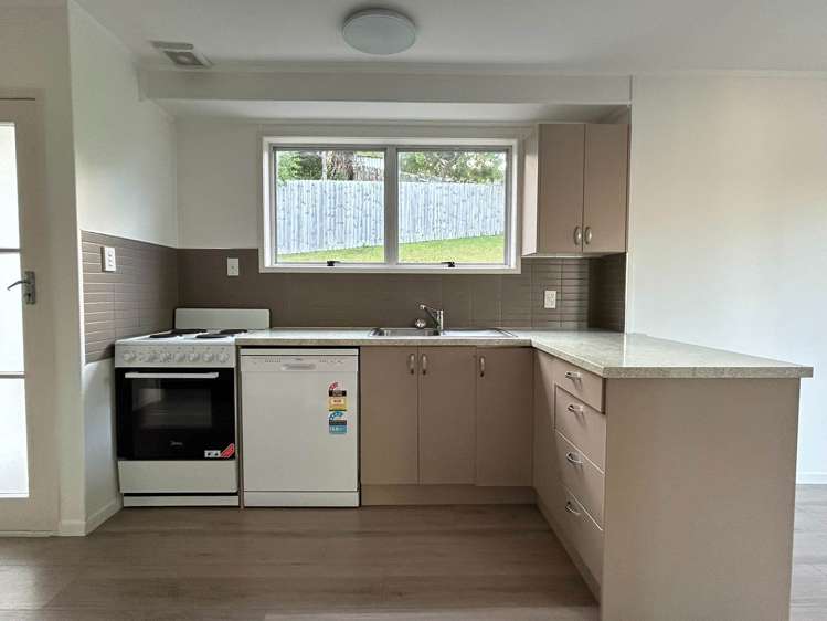 44 Clyma Place Massey_12