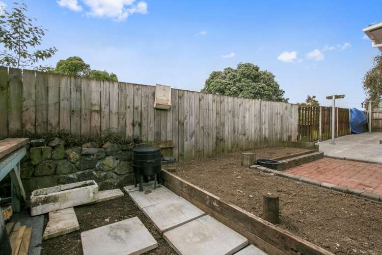 16 Ronald Place Manurewa_2