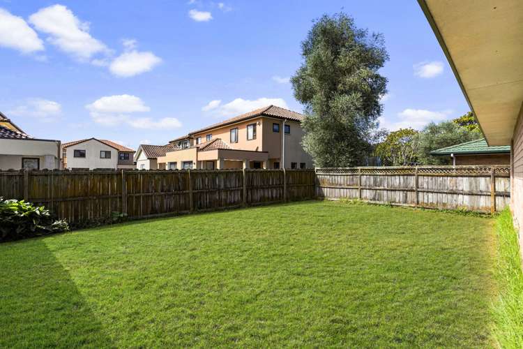 1/3 Saint Leger Close Huntington Park_12