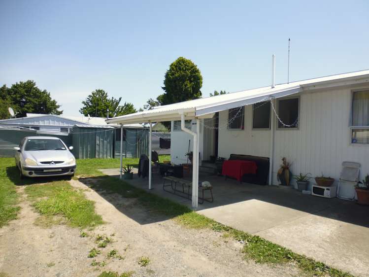 2/9 Ardrossan Avenue_0