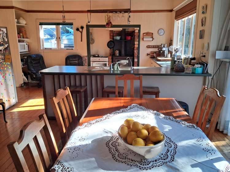 76 Medland Road Great Barrier Island_25