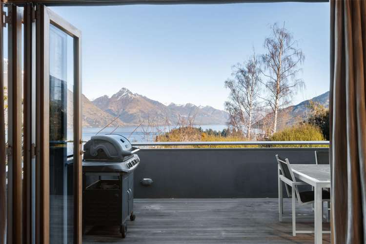 18 Dublin Street Queenstown Hill_9