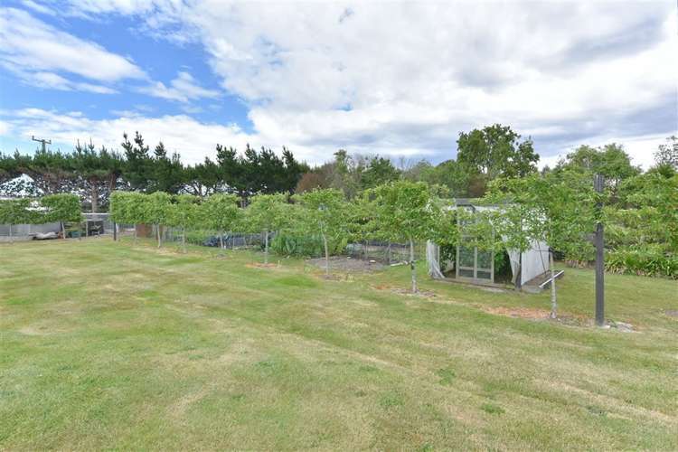 121e Mcleods Road Sefton_17