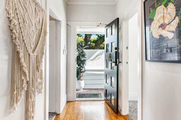 61 Miro Street New Lynn_14