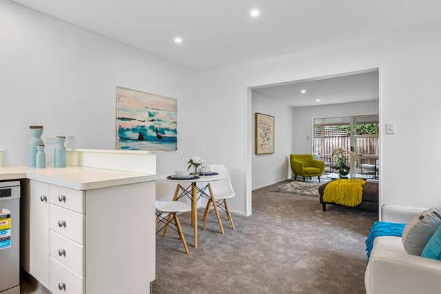 2/118 Aorangi Road Bryndwr_3