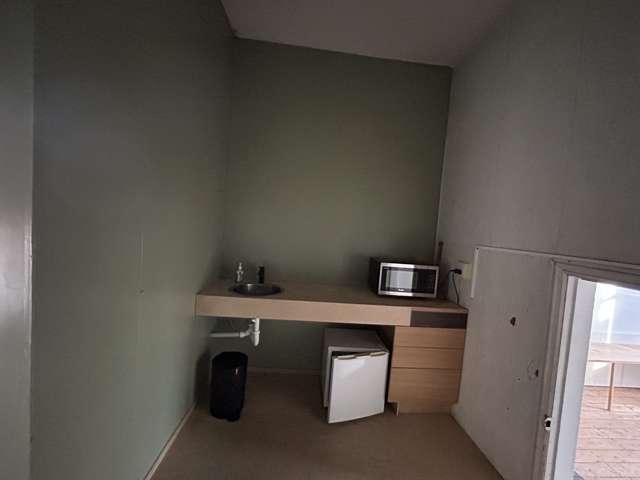 23 The Octagon Dunedin Central_3