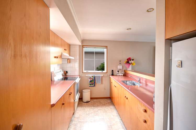 2/31 Eastbourne Street Caversham_3