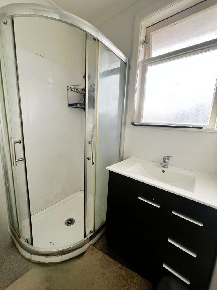 13 Kelkirk street Kelston_8