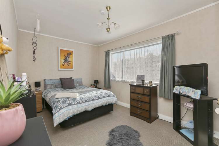 46 Blake Street Waitara_6