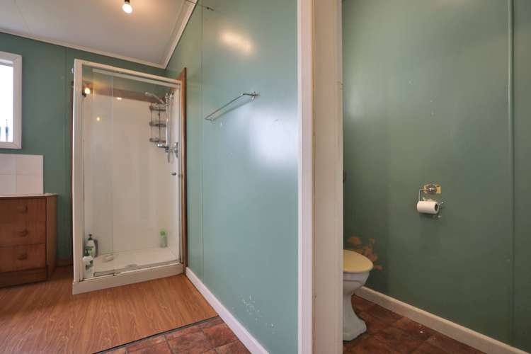 847 Boundary Road Willowby_18