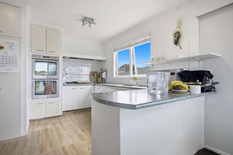 34 Knightsbridge Drive Forrest Hill_6