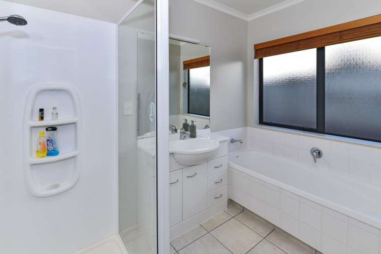 58 Blackwood Drive Wattle Downs_22