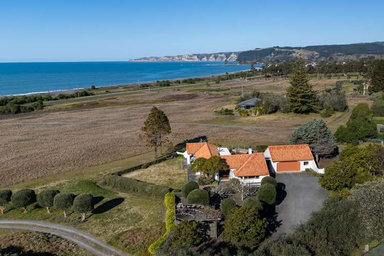 148 Clifton Road Te Awanga_0