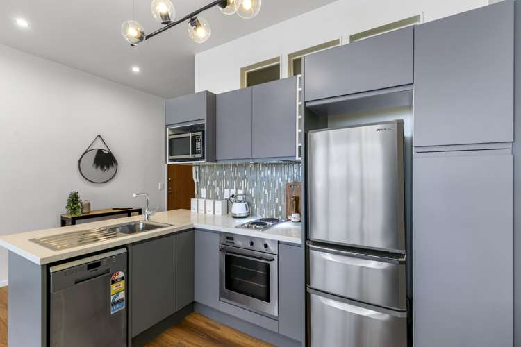 5/220 Thorndon Quay Pipitea_7