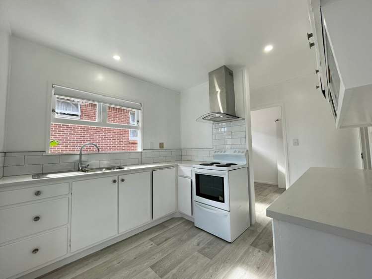 16 Kay Drive Blockhouse Bay_10