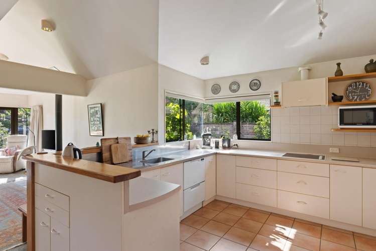 1 Owen Road Inner Kaiti_2